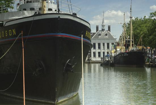 Maasluis, Nederland,  canal in the city, photo michel Ducruet