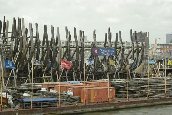 Rotterdam, old vessel , photo michel Ducruet