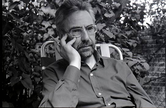 Jude Stefan dans son jardin, the french poet Jude Stefan in his garden