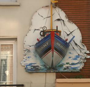 enseigne de poissonier. Le Havre. rue de Paris. photo michel ducruet