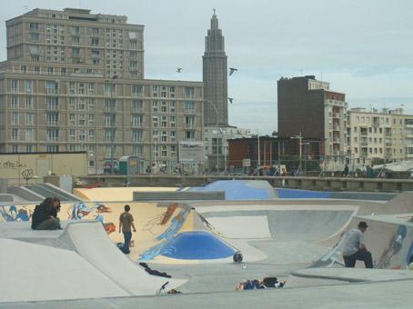 Piste de skate et de VTT. Le Havre. Bord de mer. photo michel ducruet